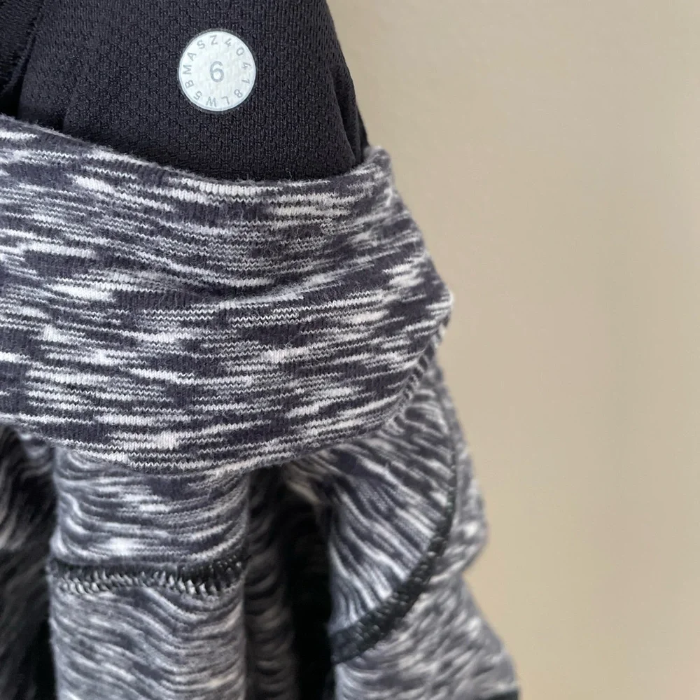 LULULEMON Ready To Rulu Tight 28” Spaced Out Space Dye Black White Size 6